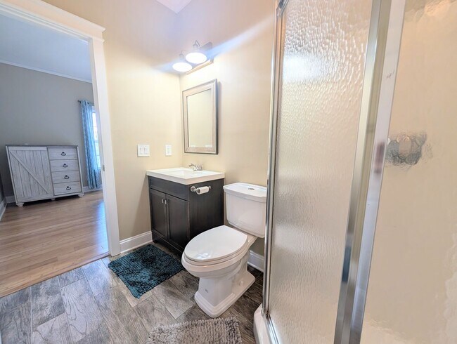 Building Photo - 3947 Gladiola Ct