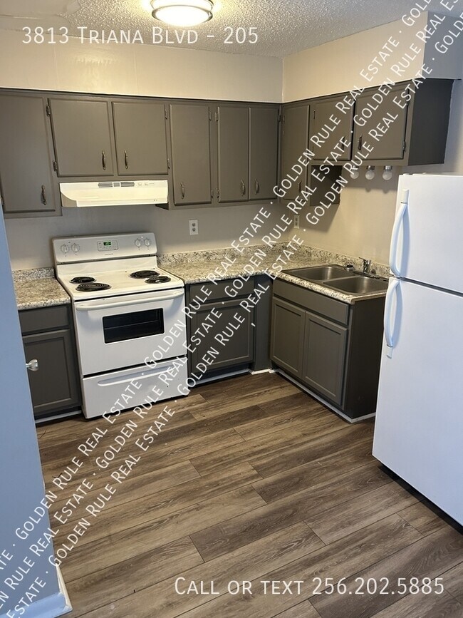 Building Photo - 3813 SW Triana Blvd