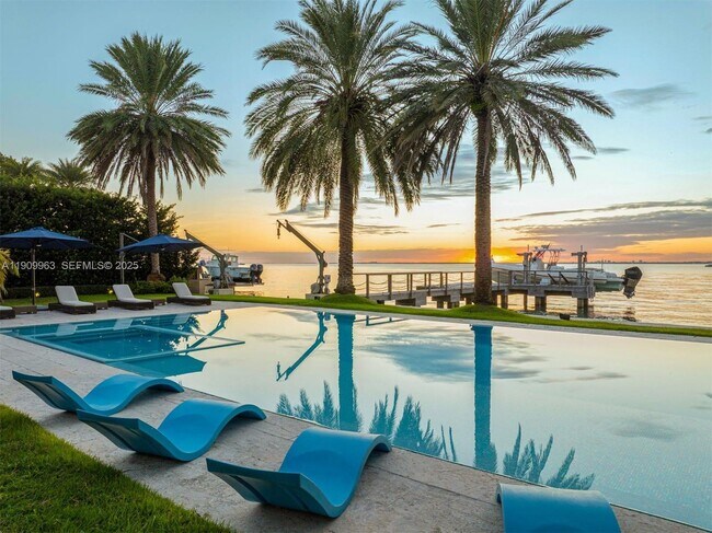 Building Photo - 360 Harbor Dr