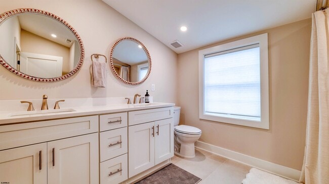 Building Photo - 6223 Winchester Ave