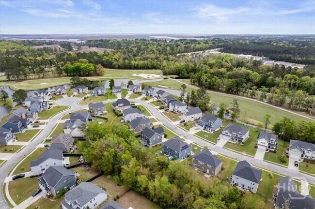 Building Photo - 360 Waverly Ln