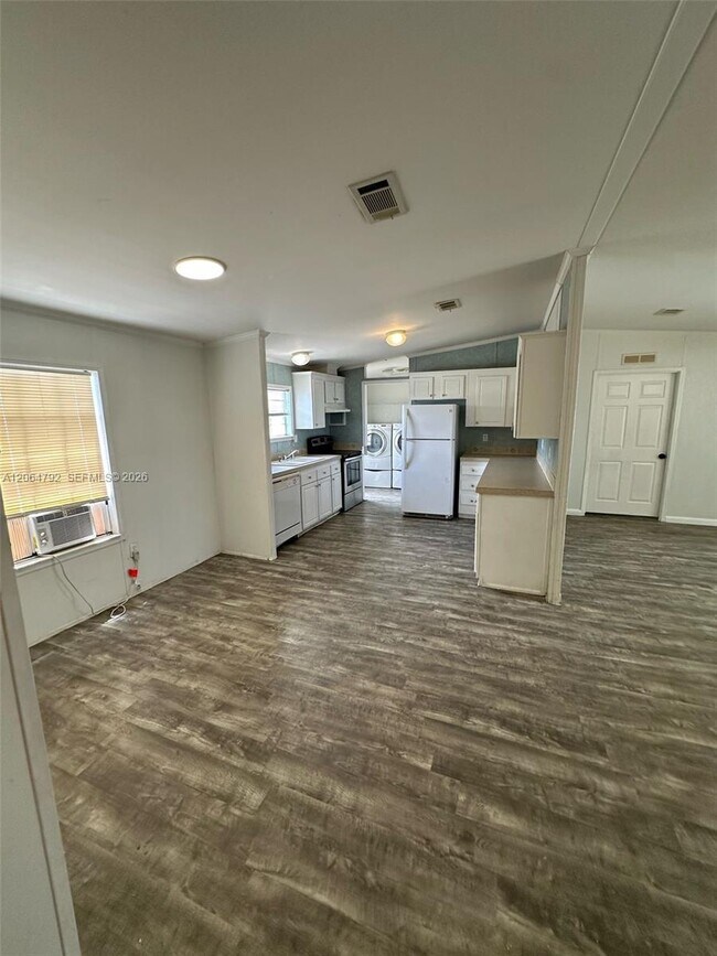 Building Photo - 11832 Leeward Pl