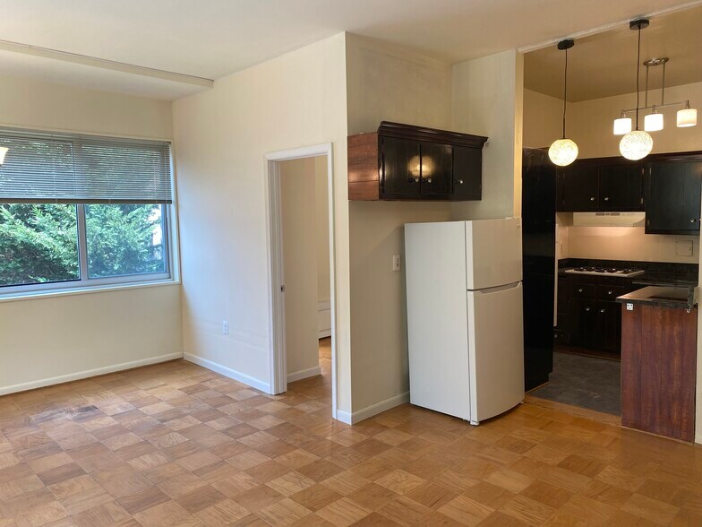 Building Photo - 10500 Rockville Pike