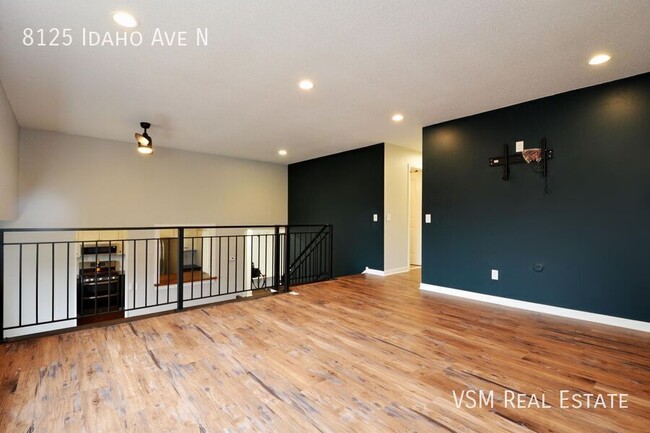 Building Photo - 50% Off January Rent! Modern 4-Bed Home wi...