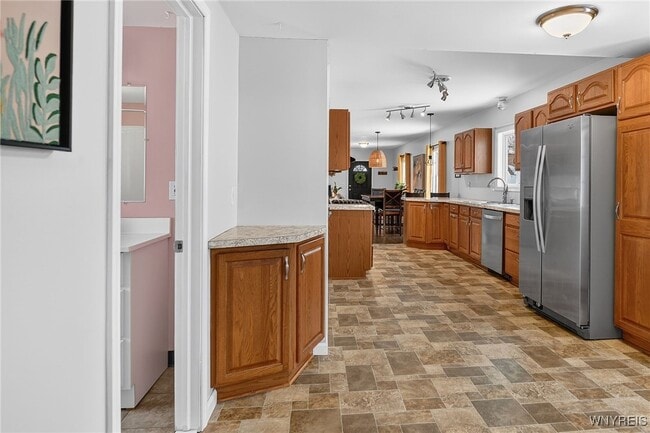 Building Photo - 47 15th Ave