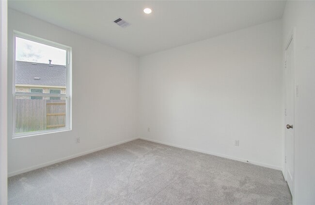 Building Photo - 26503 Foxtail Fern Dr