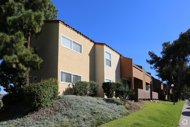 Alta Vista Apartments - 7555 Linda Vista Rd San Diego CA 92111 ...