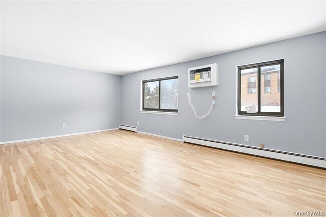 Building Photo - 9 Charles Ln