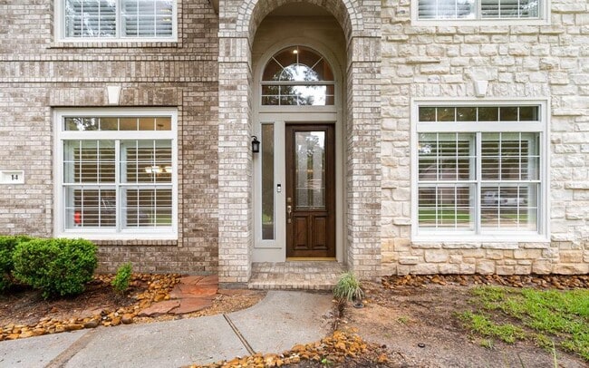Building Photo - 14 Long Springs Pl
