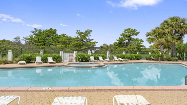 Building Photo - 9955 E County Hwy 30A