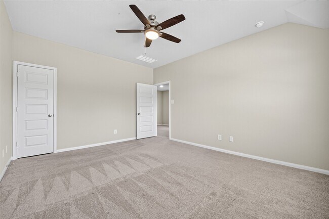 Building Photo - 13758 Goldeye Dr