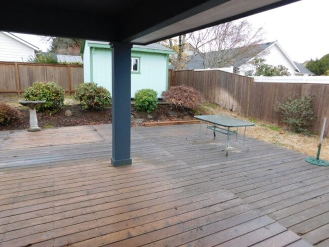 Building Photo - 5351 Landon St SE