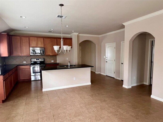 Building Photo - 929 Coulee Dr
