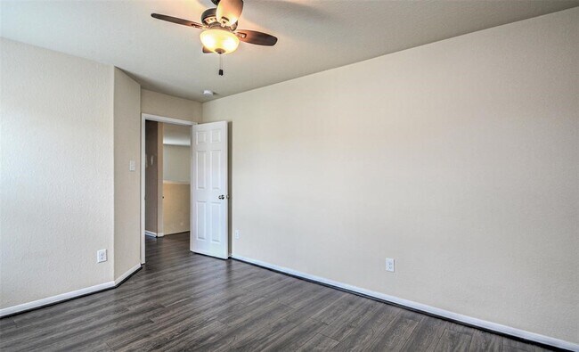 Building Photo - 17822 Aveleigh Ln