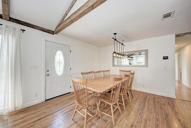 Building Photo - 3919 Caldwell Ln
