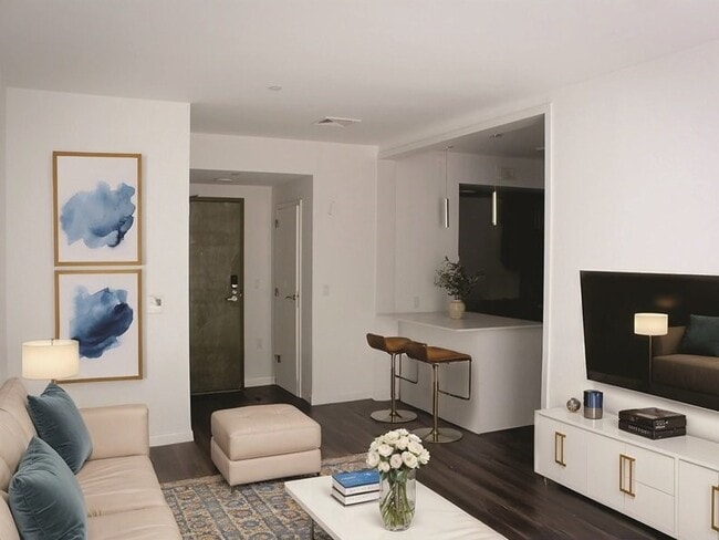 Building Photo - 20 Stephenson Aman Street