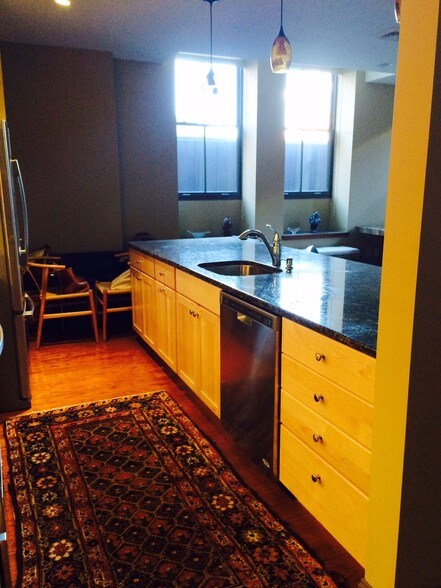 Open concept Kitchen *NEW* - 537 Congress St