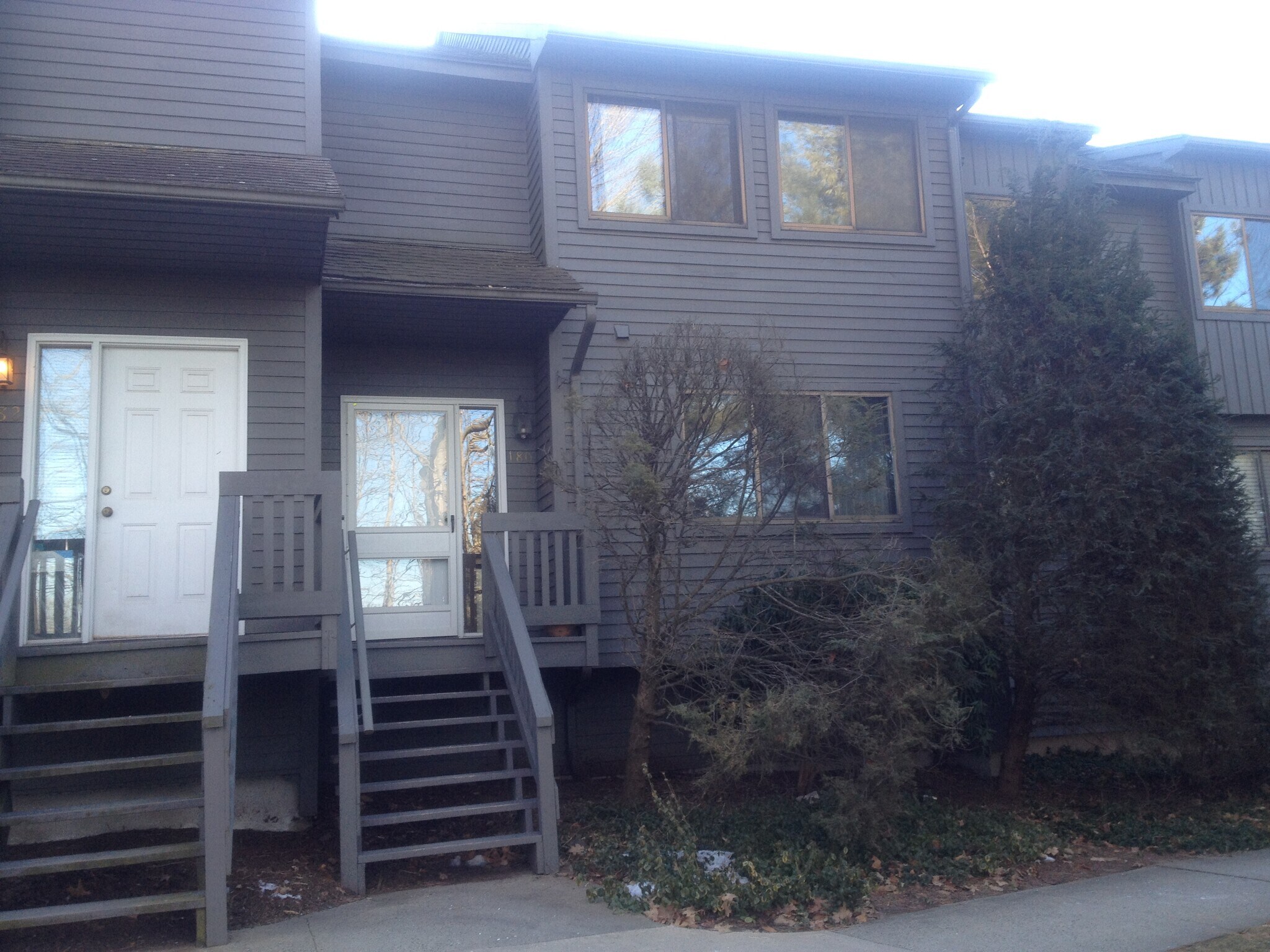 Building Photo - 180 Conestoga Way