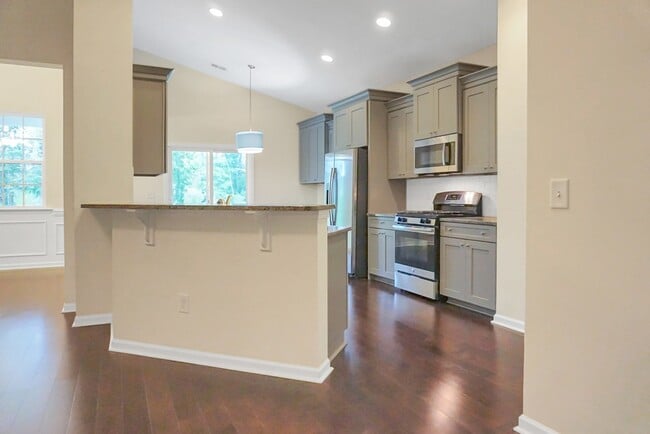 Building Photo - Remarkable 3 BR/ 2 BA Home With Solar Panels