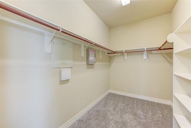 Building Photo - 27326 Walden Gulch Ln