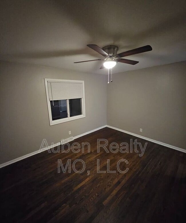 Building Photo - 1727 N 51st Terrace