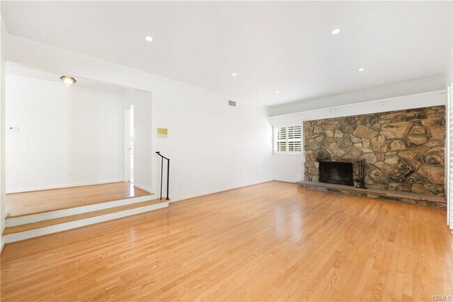 Building Photo - 23416 Community St