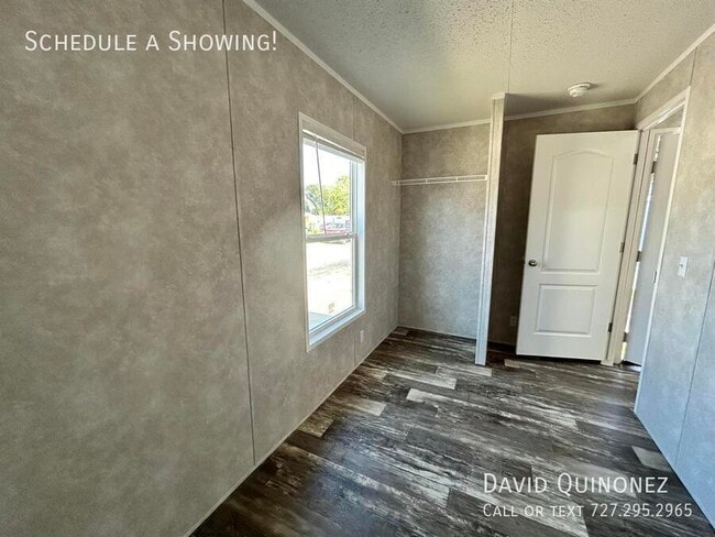 Building Photo - 4614 E Old Trail Rd