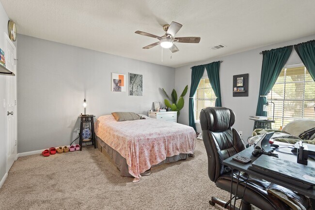 Building Photo - 10503 Minturn Ln