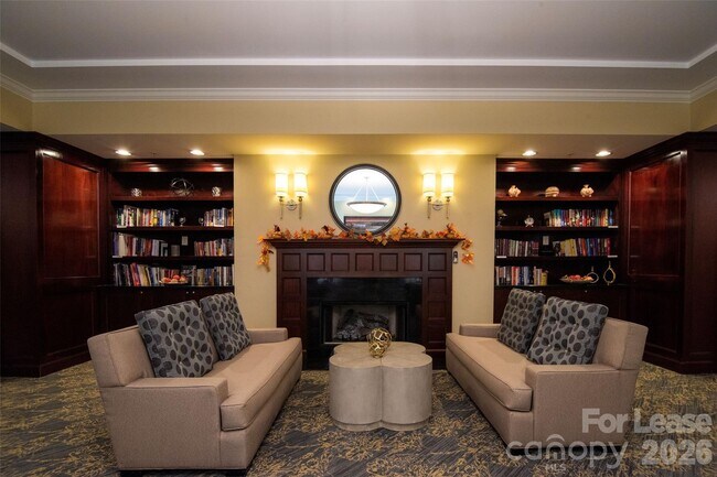 Building Photo - 300 W 5th St