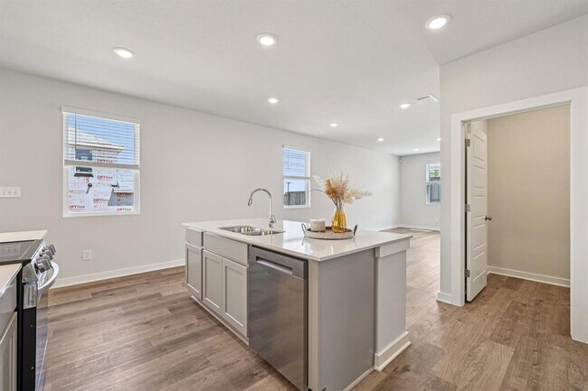 Building Photo - 133 Cutleaf