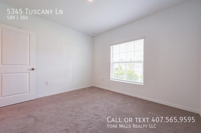 Building Photo - 5345 Tuscany Ln