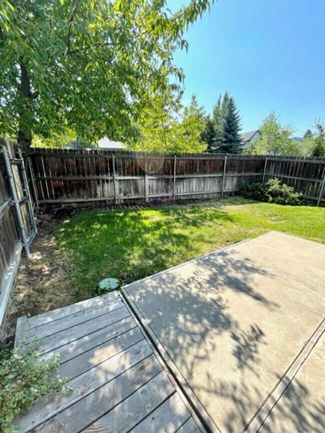 Building Photo - **Charming Midtown Single-Level Home on a ...