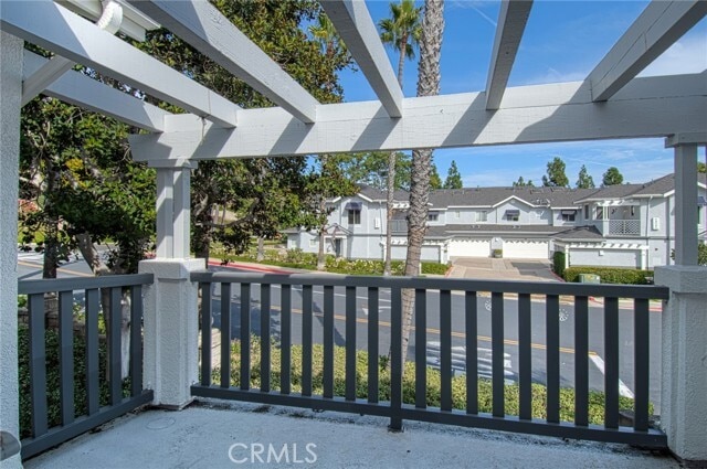 Building Photo - 3 Breakers Ln