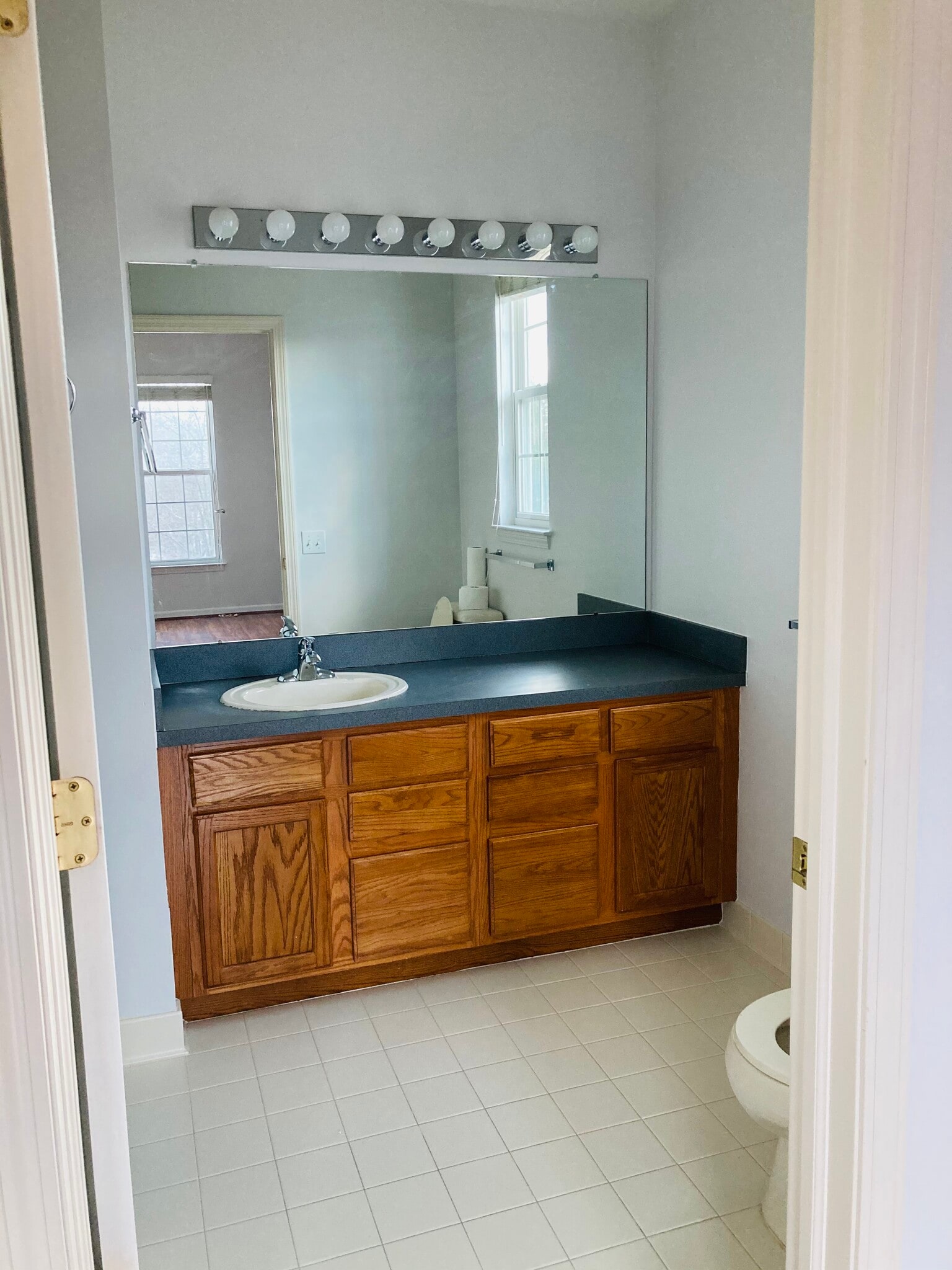 Building Photo - 1115 Alameda Blvd