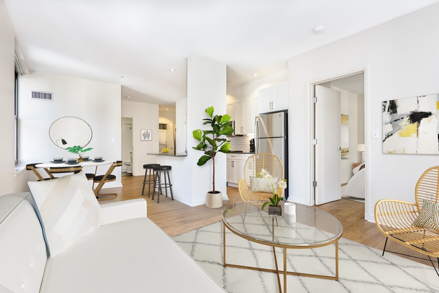 LivingRoomDiningRoom2B - One India Street Apartments