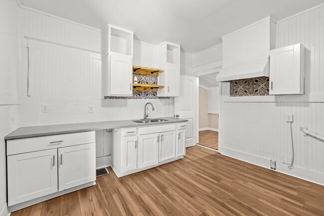 Building Photo - 1437 Princeton Ave SW
