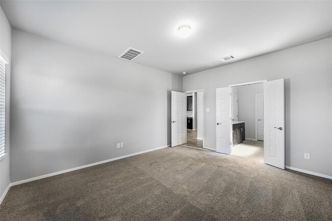 Building Photo - 311 Chesterfield Dr