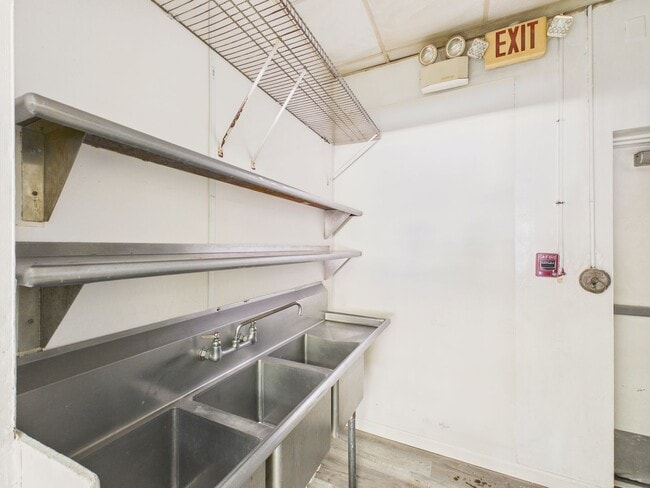 Building Photo - 1012 N 3rd St