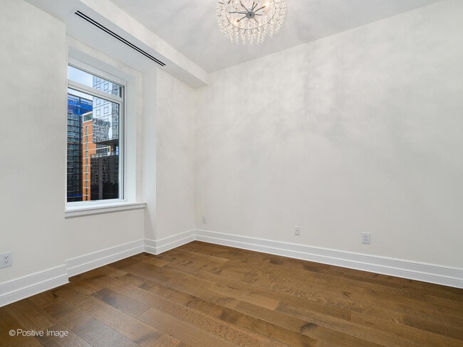 Building Photo - 435 N Michigan Ave