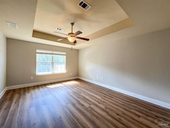 Building Photo - 5588 Inspiration Street