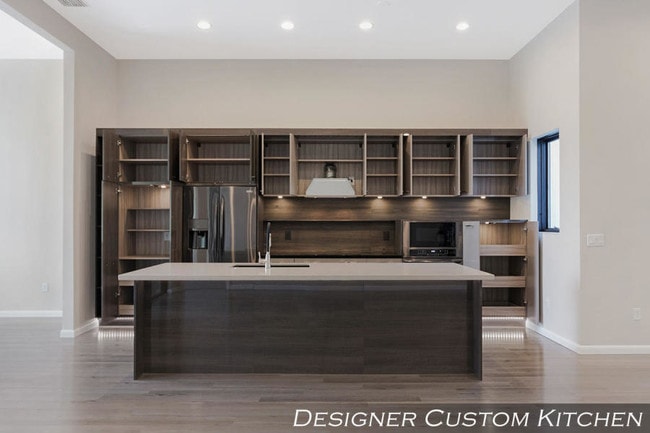 Building Photo - 6836 Adriano Dr