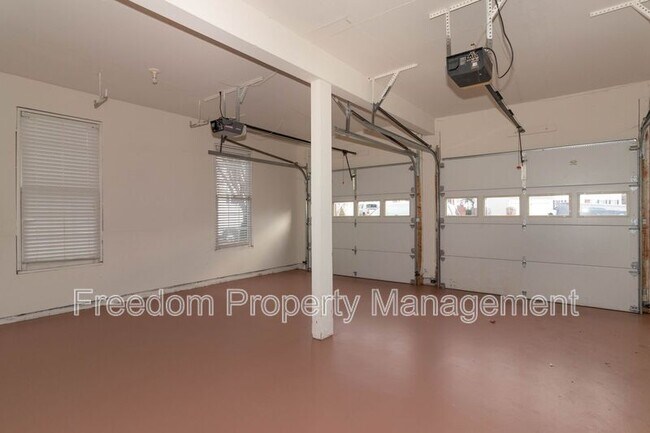 Building Photo - 80 Brookshire Dr