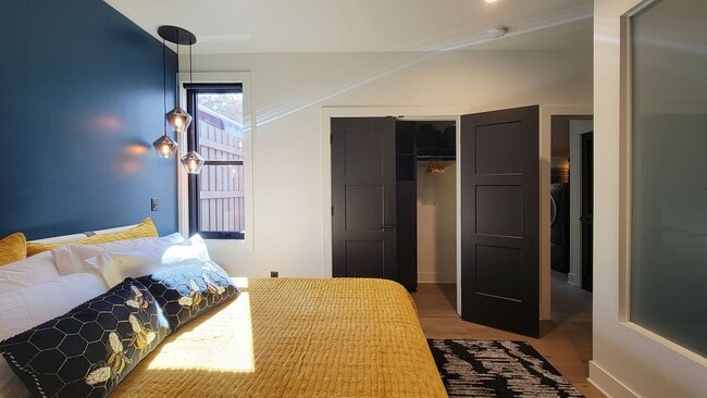 Building Photo - Station House Suite B is a stunning 2 bedr...