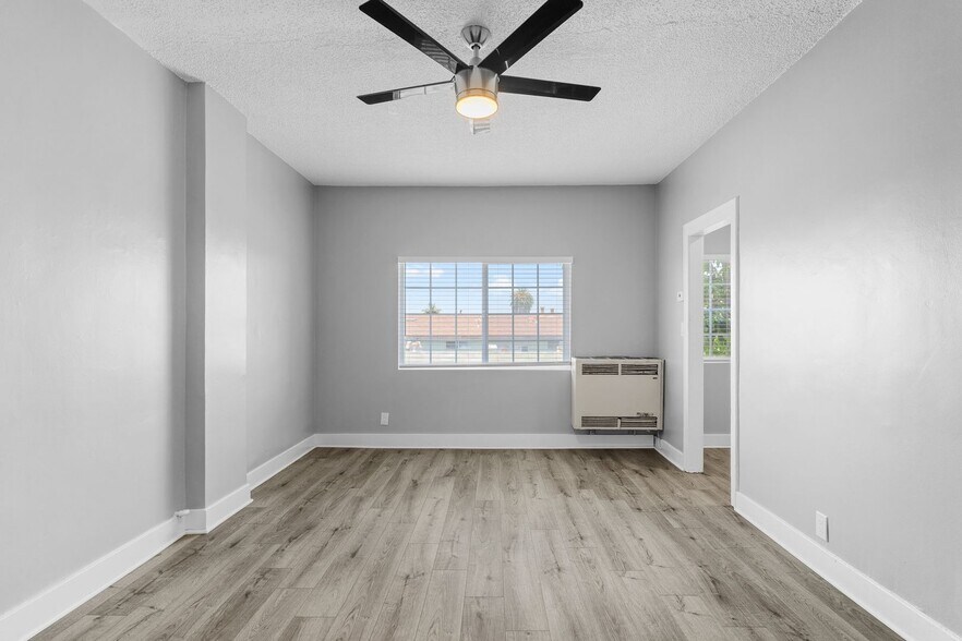 Building Photo - 1424 Chestnut Ave