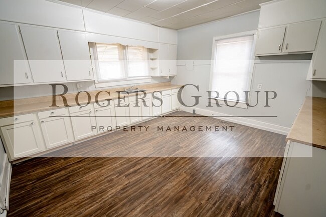 Building Photo - 433 Alexander Ave