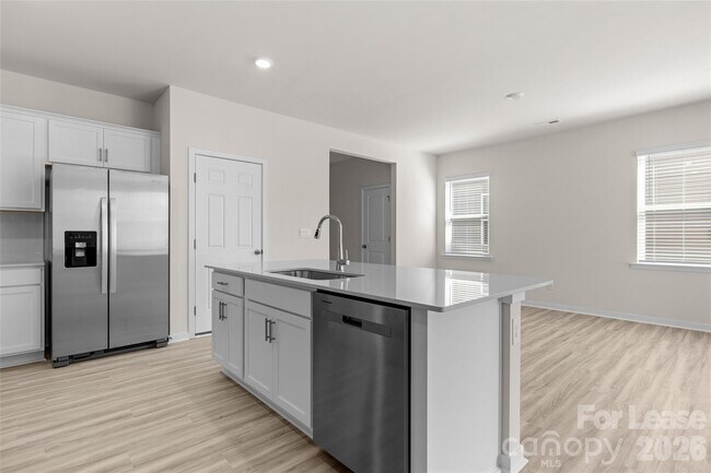 Building Photo - 12027 Zazu Wy