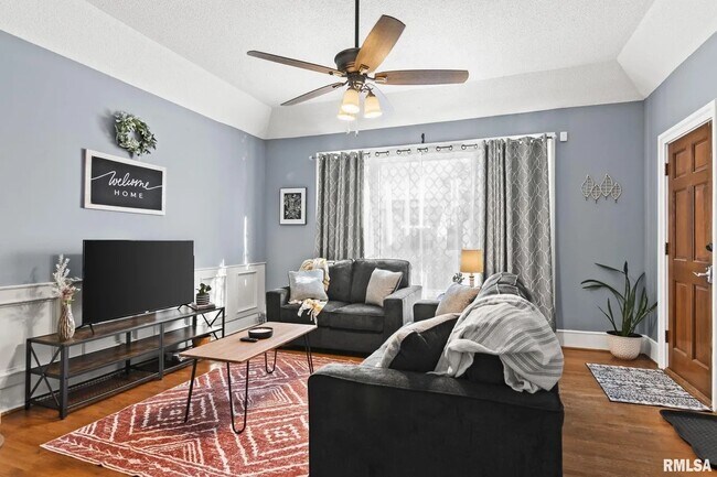 Building Photo - 1039 Osburn Ave