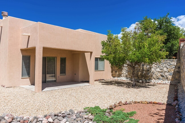 Building Photo - Beautiful Light and Bright Home located of...