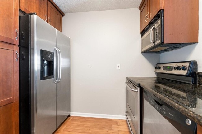 Building Photo - 800 S Dakota Ave