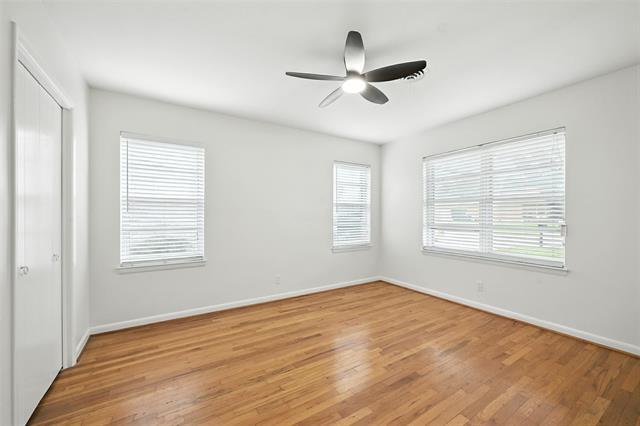 Building Photo - 304 N Bonham Dr